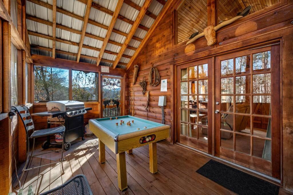 The Mountain Farmer Sevierville Exterior photo